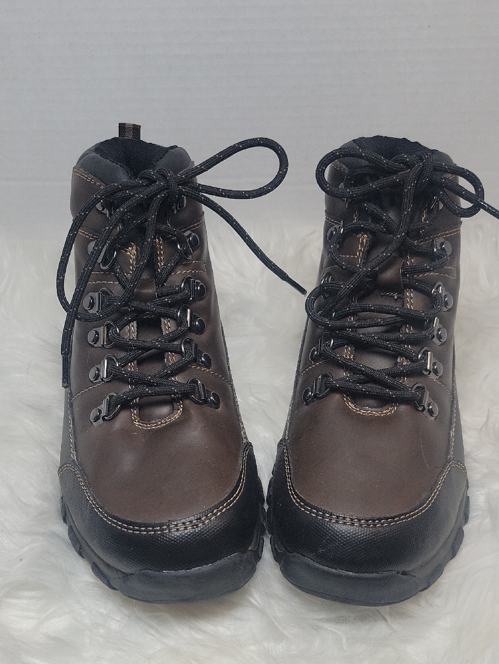 Outland Brown Faux Leather Hiking Boots Women's NWOT 5.5